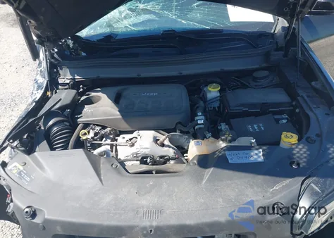 2019 Jeep Cherokee Limited 4X4 z USA, uszkodzony, nr VIN 1C4PJMDN1KD123830